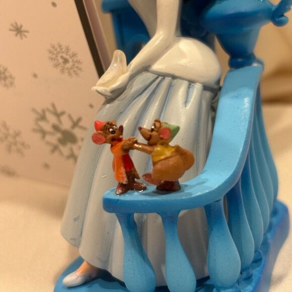 Disney Store Artist Sketchbook Princess Cinderella Figurine Ornament NWT - Picture 8 of 8
